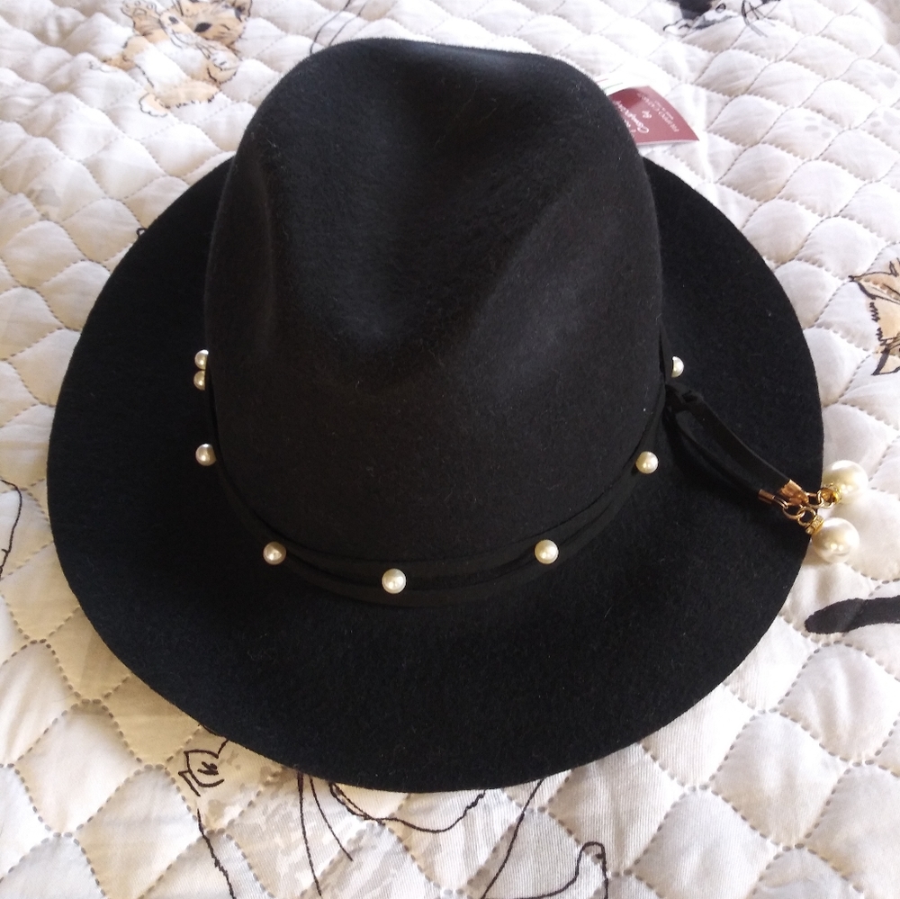 Black Wool hat